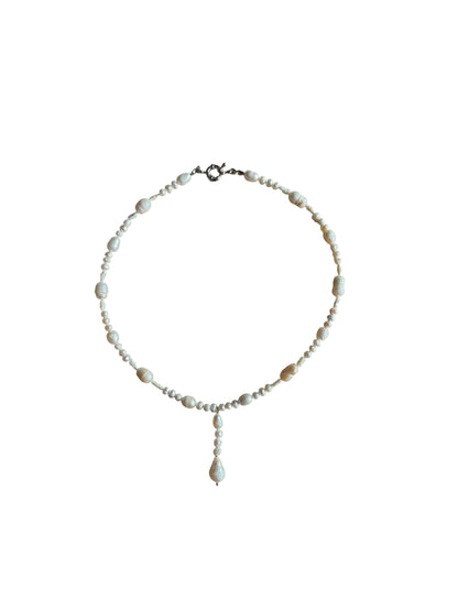 Dainty pearls