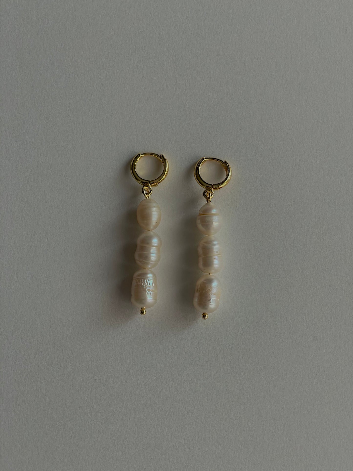 Cultivated pearl earrings