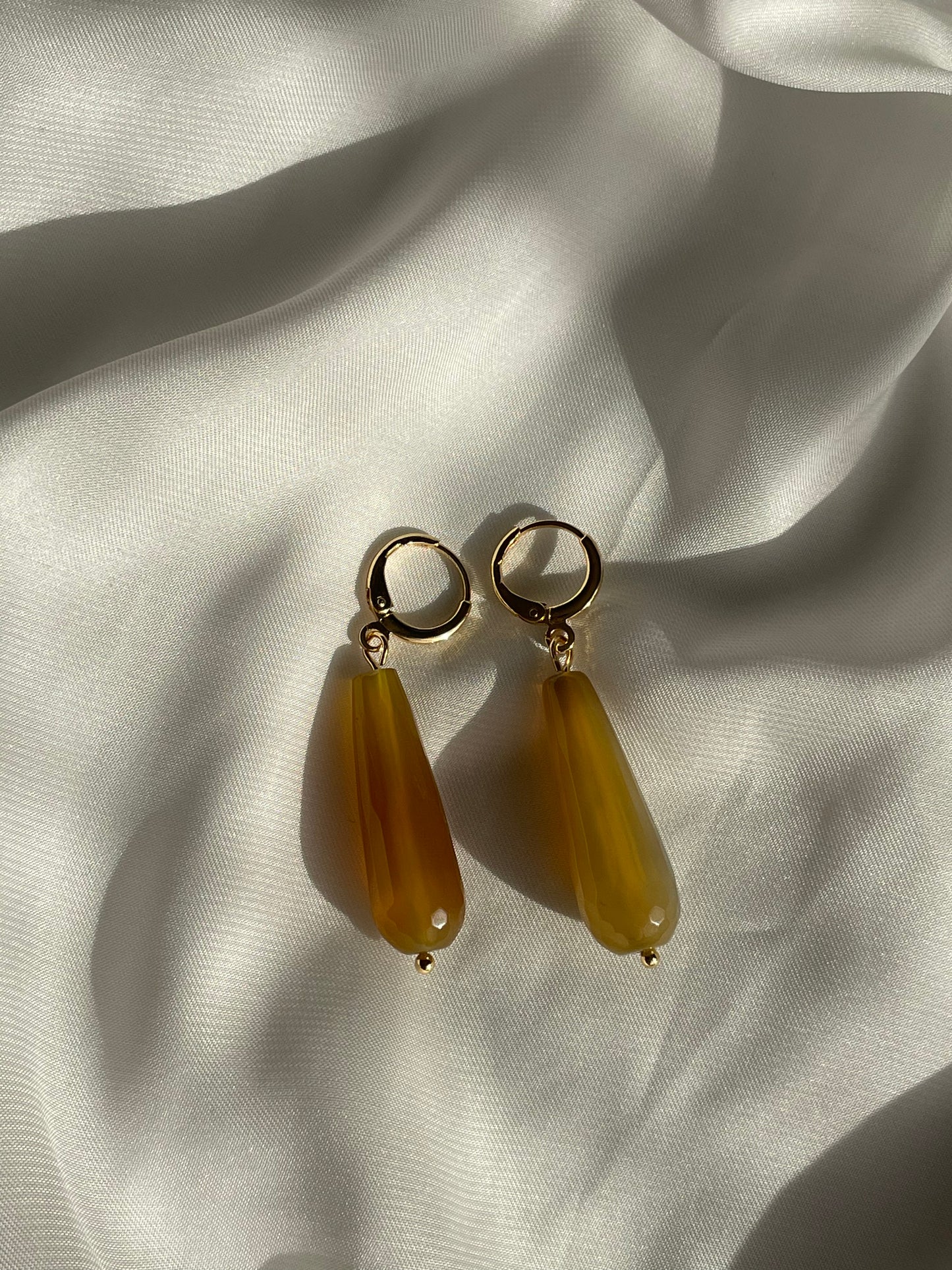 Agate drop earrings