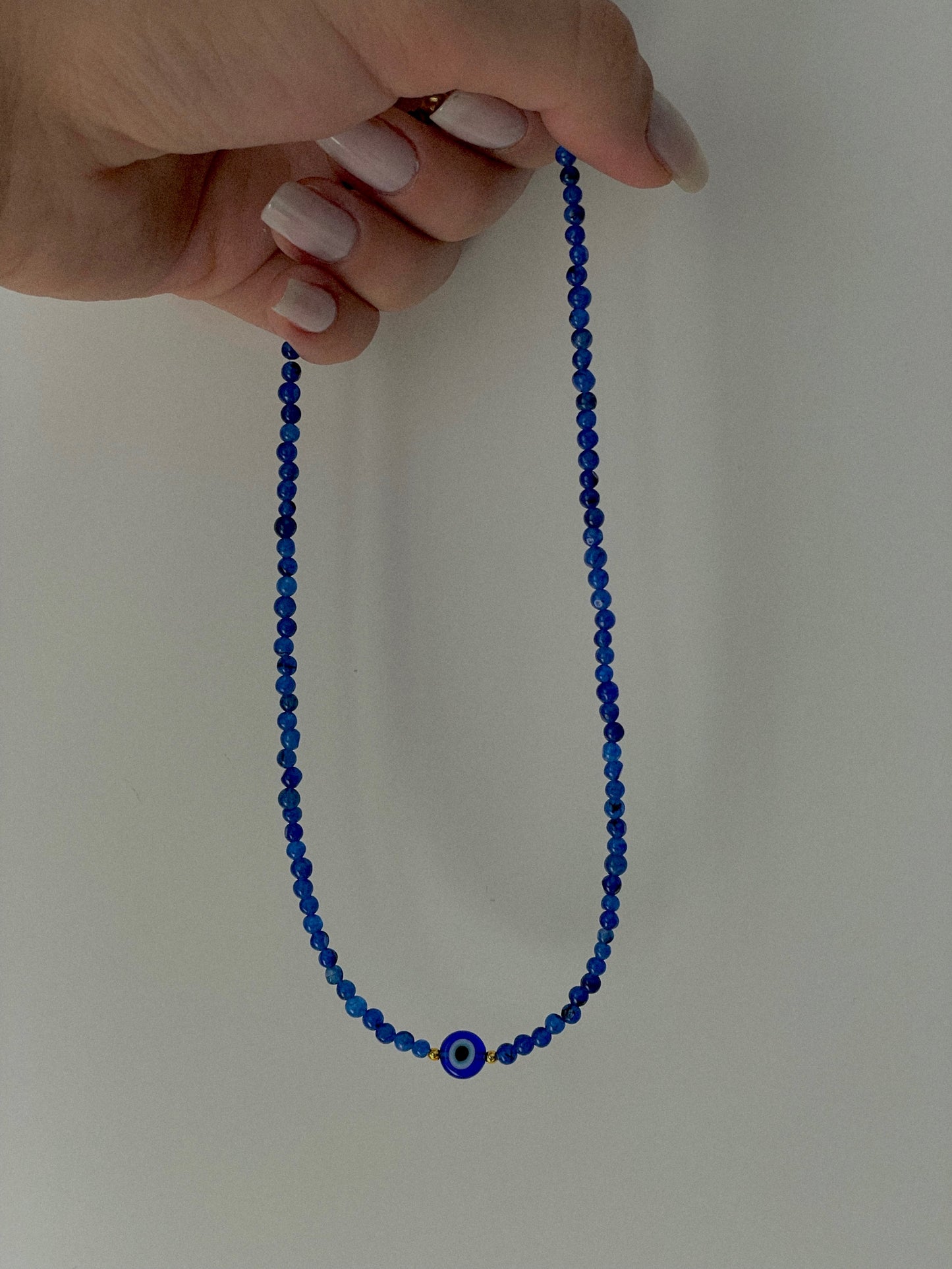 Ein beaded necklace